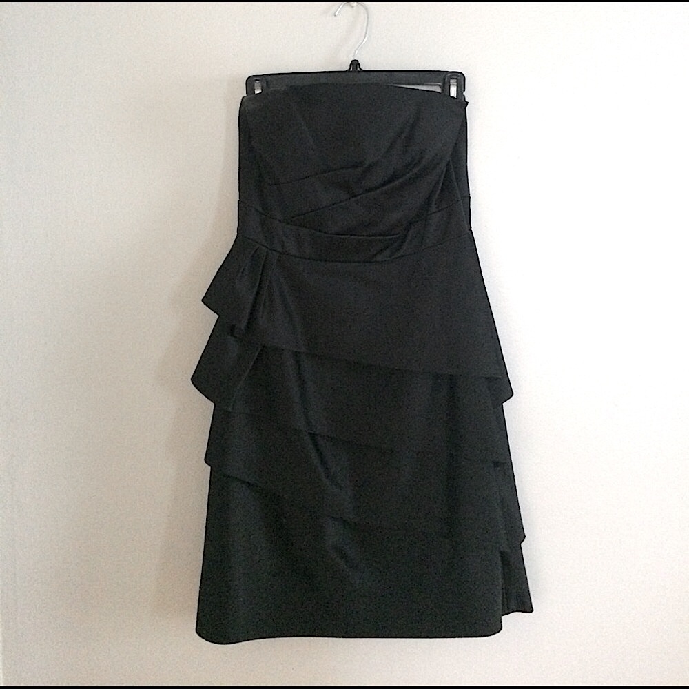White House Black Market Black Strapless Dress